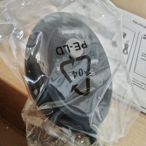 Labtec 967526-0403 Wireless Keyboard And mouse - Picture 4 of 9